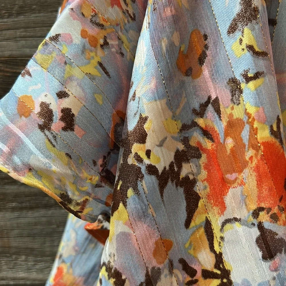 Elliatt Laquat Skirt in Multi Floral NWT Size XS - Picture 6 of 10